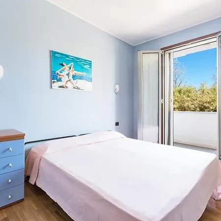 Della Luna Porto Cesareo